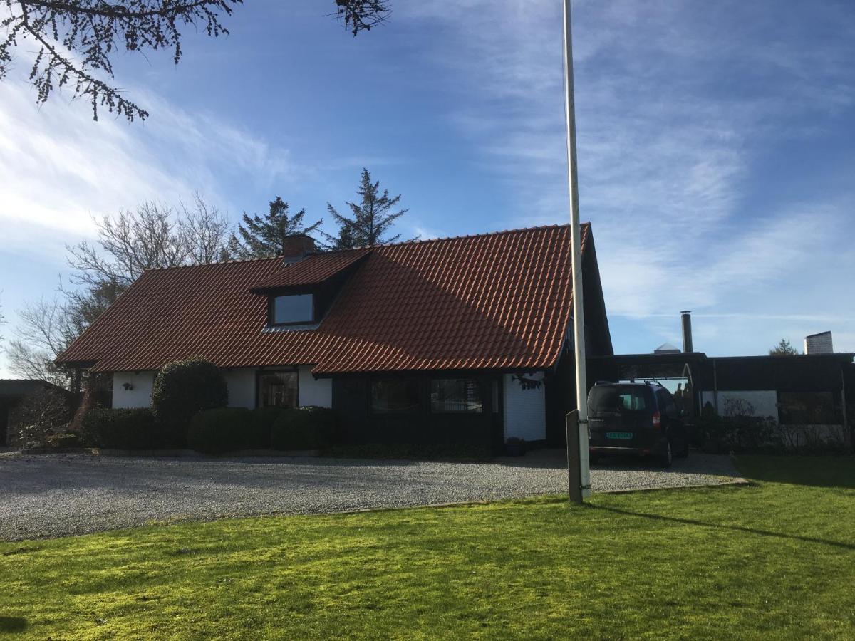 Harvey'S Bed & Breakfast Hjørring Екстериор снимка